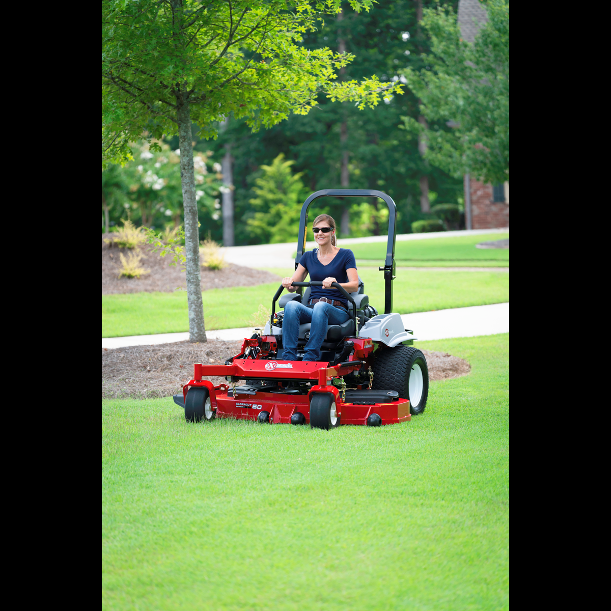 Exmark Lazer Z E-Series with 25.5 HP* Kawasaki FX801V Engine and 60" UltraCut Series 4 Deck Exmark Lazer Z E-Series with 25.5 HP* Kawasaki FX801V Engine and 60" UltraCut Series 4 Deck